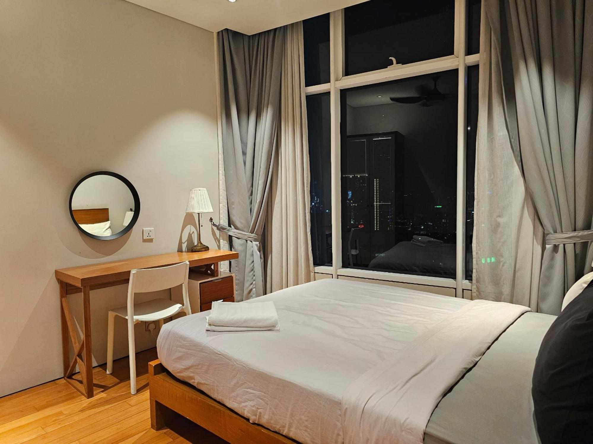 Sky Suites Klcc Jalan P Ramlee Kuala Lumpur Esterno foto